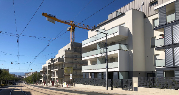 Investir et défiscaliser dans un programme immobilier neuf éligible loi PINEL ou loi PINEL PLUS à proximité du tramway à Saint-Priest centre, dans l'Est lyonnais